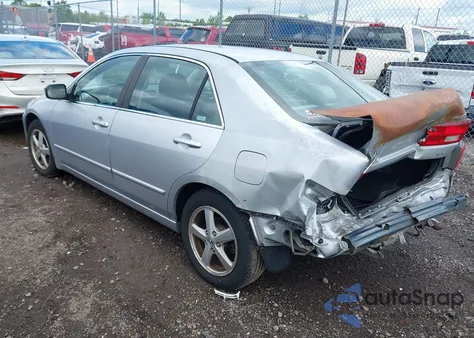 2005 Honda Accord 2.4 Ex from USA, damaged, VIN 1HGCM56705A141088